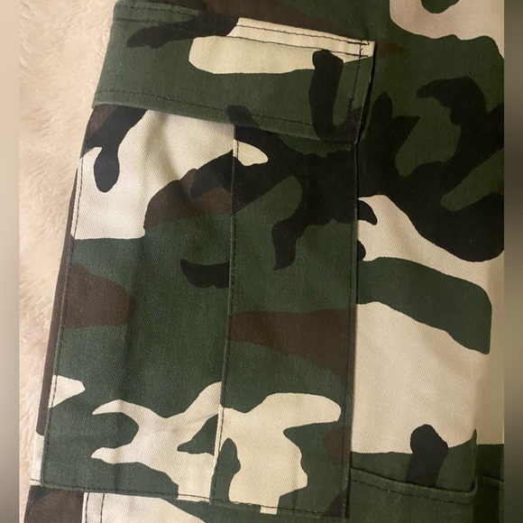 Camo Military Pants (S, Long) - waist 27 to 30 IN. - Picture 5 of 7